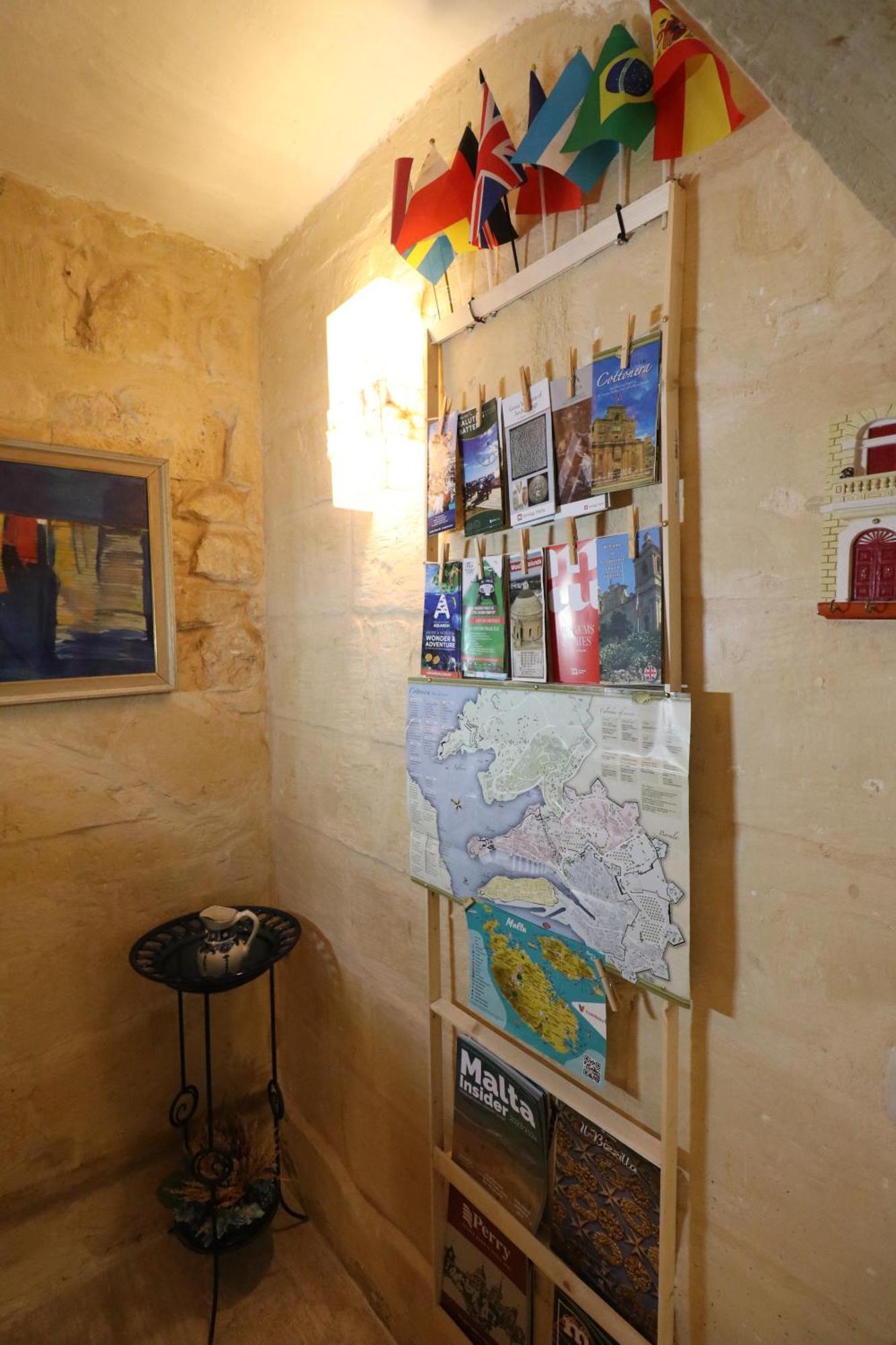 The Knight - Experiential Heritage At Square * Birgu