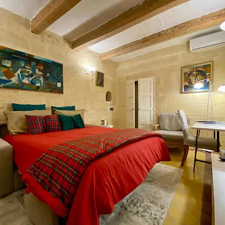 The Knight - Experiential Heritage Home At Birgu Square Exterior photo