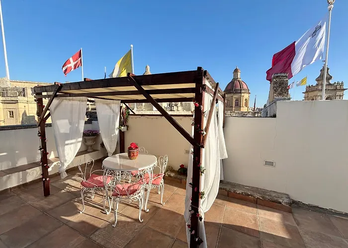 The Knight - Experiential Heritage Home At Birgu Square